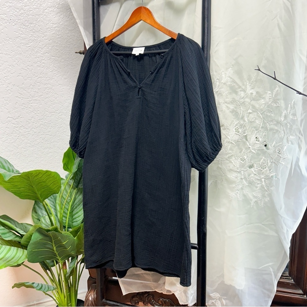 We Are Sundays black cotton pufff sleeve dress size medium